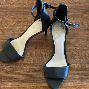 Vince heels